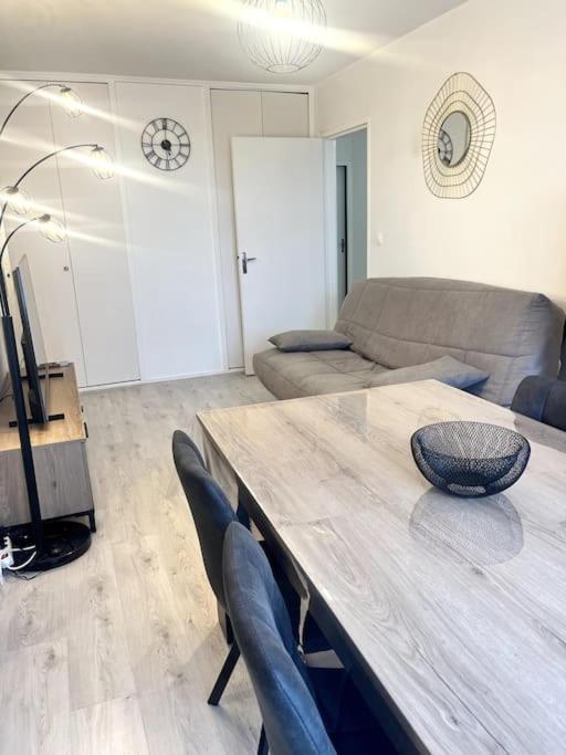 Appartement Vulcain 2, 11eme, Ile De Nantes, 4pers, Parking Inclus *